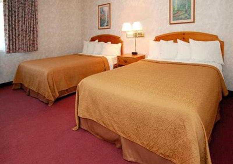 Quality Inn Oakwood Fairwood Стая снимка