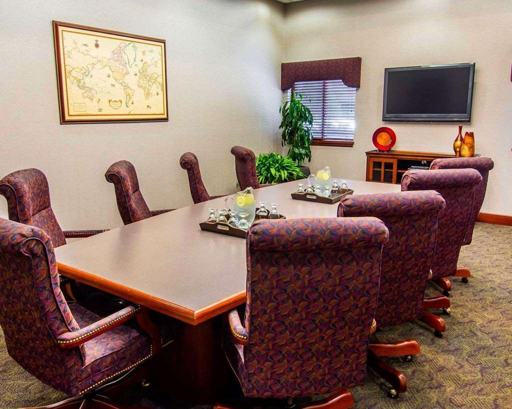 Quality Inn Oakwood Fairwood Съоръжения снимка