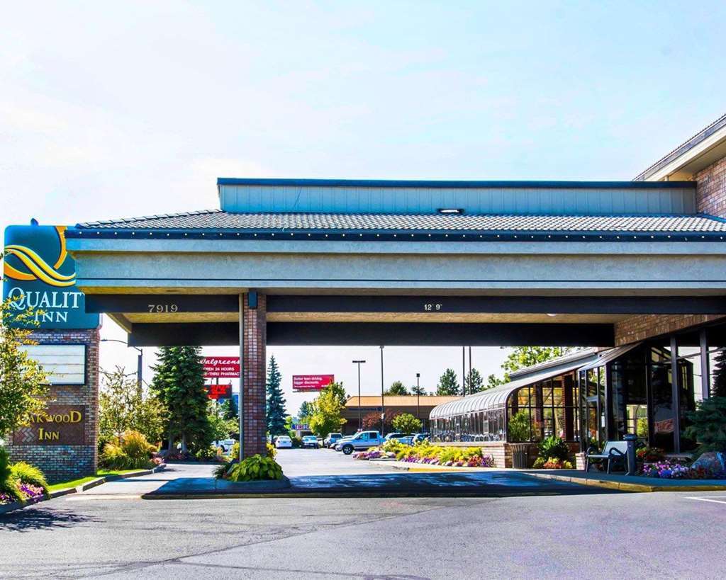 Quality Inn Oakwood Fairwood Екстериор снимка